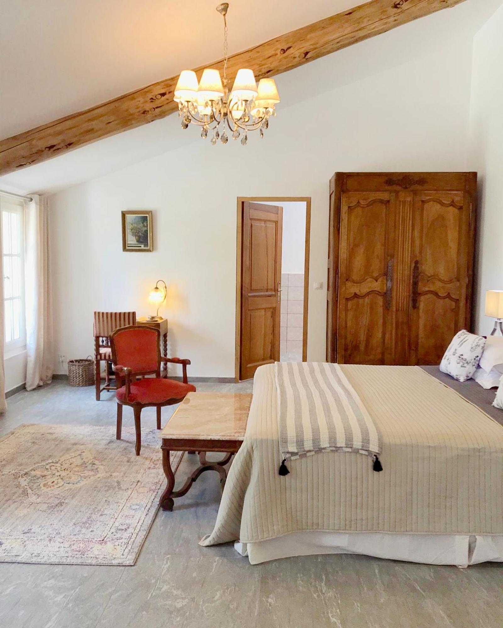Bed and Breakfast Domaine De La Brave Pernes-les-Fontaines Habitación foto